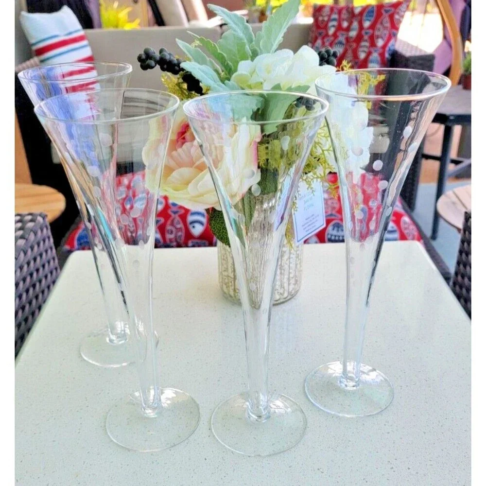 Set of 4 Polka Dot Etched Hollow Stemmed Champagne Flutes 9.75